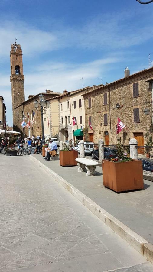 Casa Caprioli Apartment Montalcino Bagian luar foto